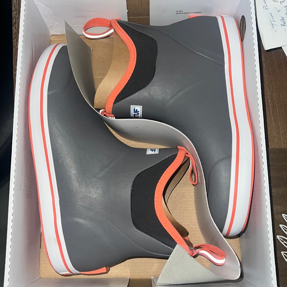 XTRATUF Womens Ankle Deck Boot Size 10